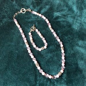 Necklace and bracelet set